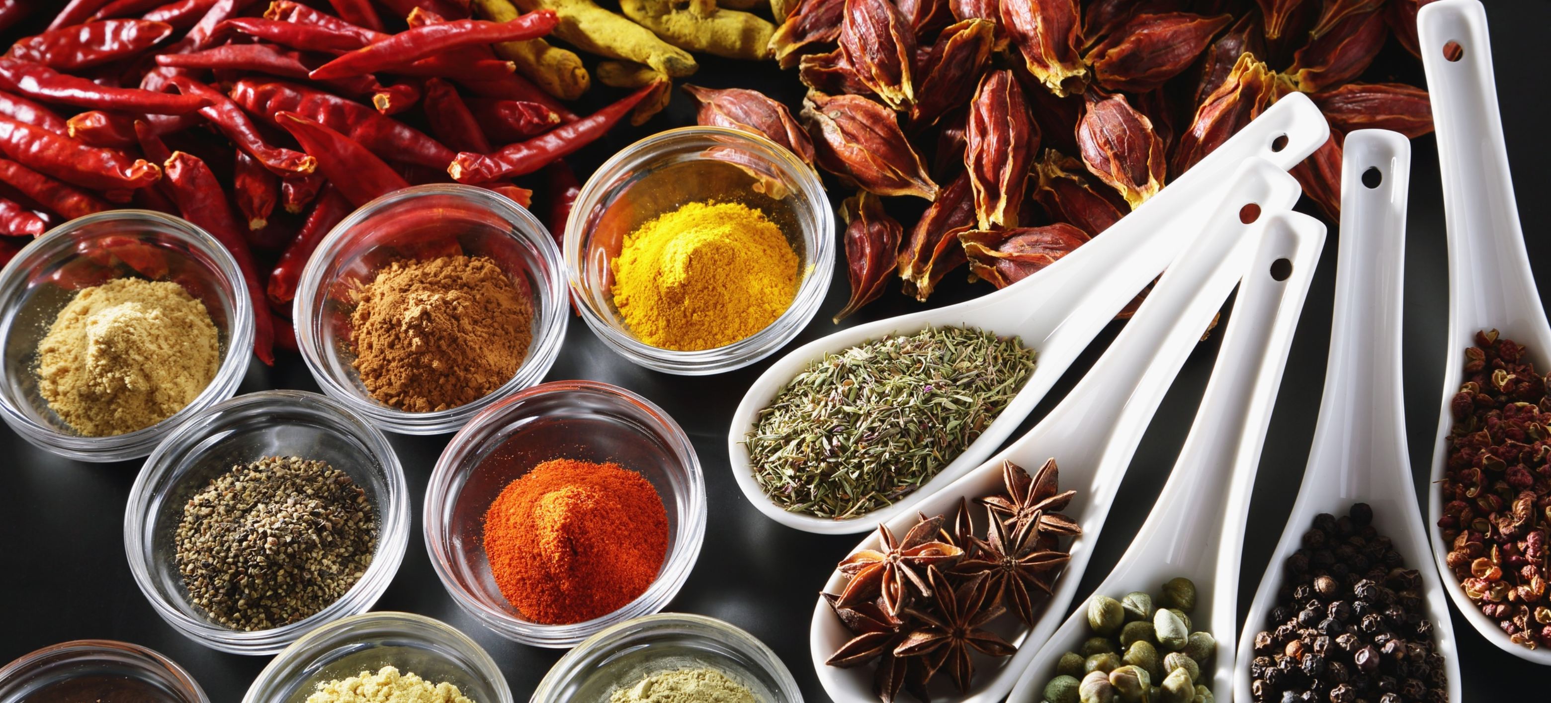 Masser af krydderier - vi søger køkkenmedarbejder til køkkenet på Sædding Efterskole