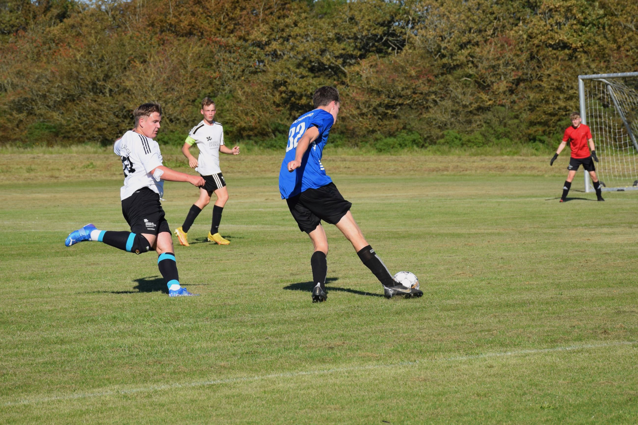 Sportsstævne Sædding Efterskole | Fodboldkamp på Sædding efterskole med drengeholdet