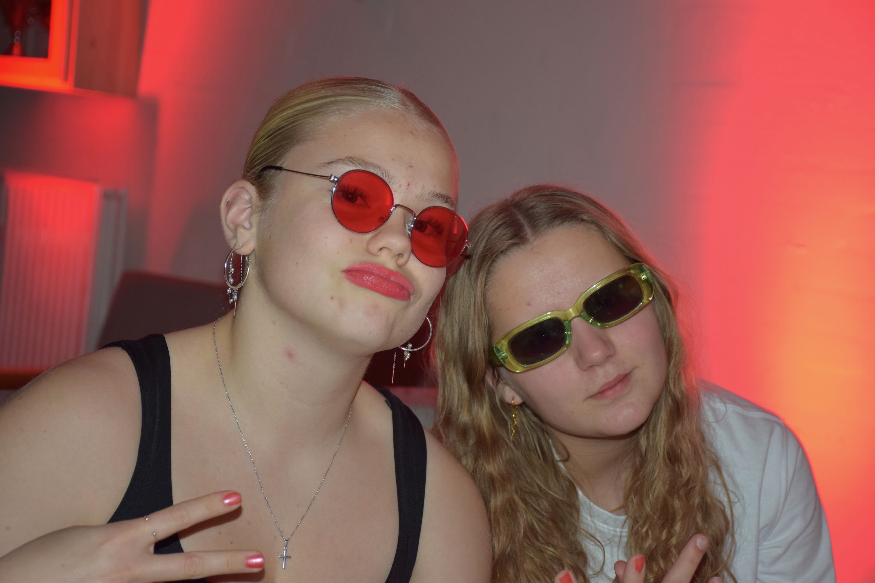 Weekend på Sædding Efterskole | To piger til pokerturnering en weekend på Sædding Efterskole 