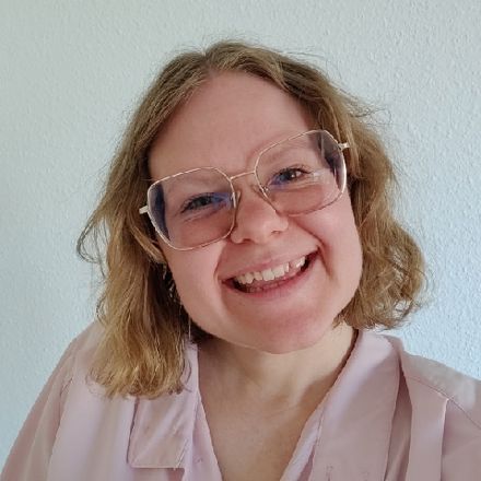 Maria arbejder som lærer på Sædding Efterskole