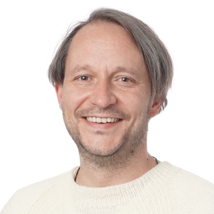 Mads Koefoed Hessellund er forstander på Sædding Efterskole